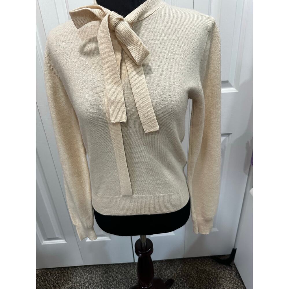 Gorgeous vintage Anne Klein sweater top